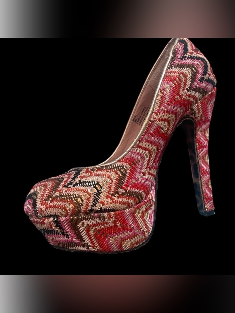 Vintage Betsy Johnson Vale Chevron knit platform heels pink red